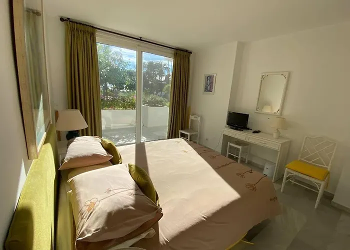 Alcazaba 901 에스테포나